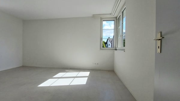 Charmante 4.5-Zimmer-Maisonette-Wohnung in Niederglatt ZH – sofort verfügbar 9