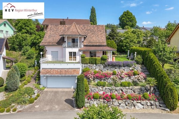 Herrschaftliches Haus mit Panoramablick