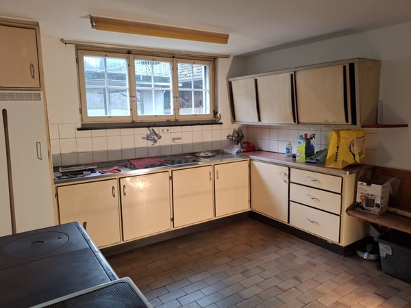 Heimelige 1.5-Zimmer-Wohnung in denkmalgeschütztem Bauernhaus (befris 5