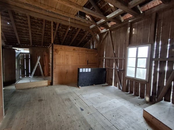 Heimelige 1.5-Zimmer-Wohnung in denkmalgeschütztem Bauernhaus (befris 9