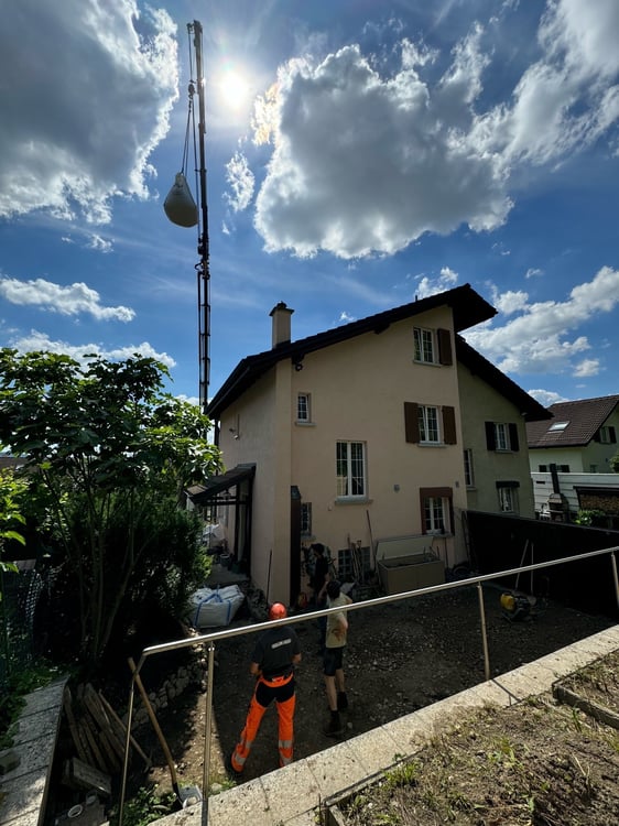 Idyllisches Wohnen am Rebberg: 4.5-Zimmer-Doppelhaushälfte in Weining 9