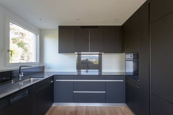 Ruhige und sonnig gelegen 1.5 Zimmerwohnung in Küsnacht 2