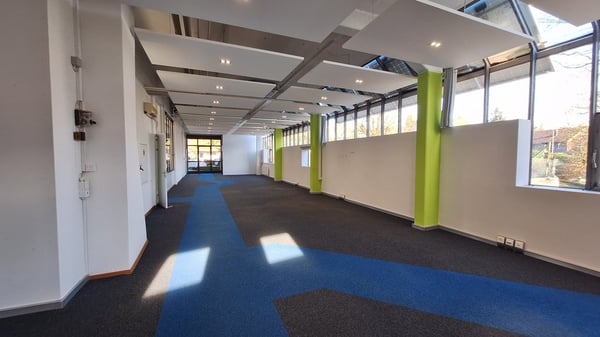 423 m2 Büro- und Gewerbefläche mit Werkstatt/Lager und LKW-Zufahrt 2