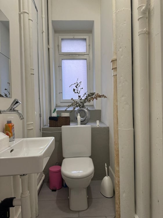 Helle Räumlichkeiten für Büro/Praxis zu vermieten 9