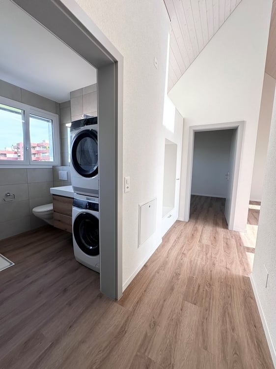 LOFTCHARME - Erstvermietung moderner Dachwohnung!! 2