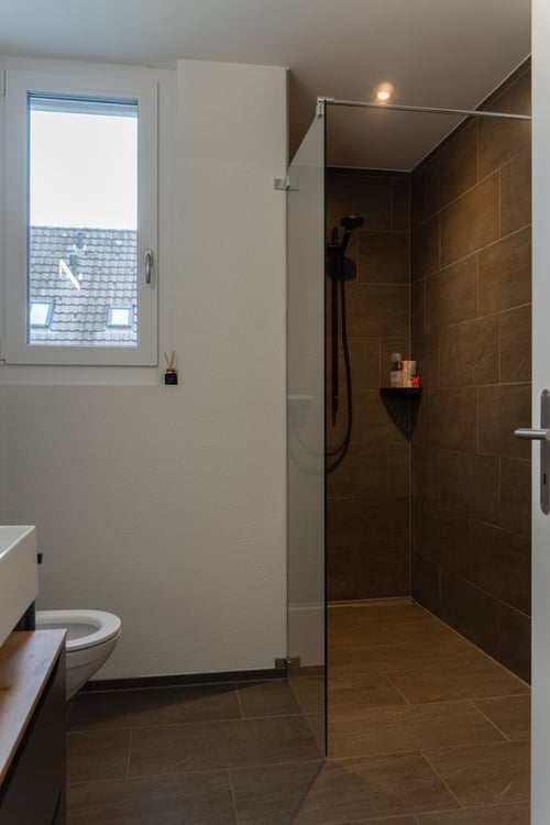 Moderne 2.5-Zimmer-Wohnung mit Loggia an attraktiver Lage in Kriens 6