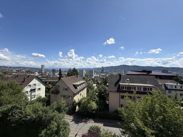 Zentrale und ruhige Wohnung mit einer unglaublichen Aussicht 12