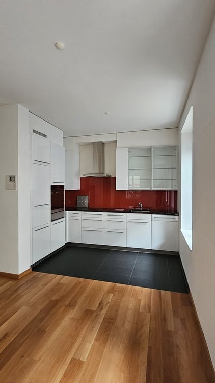 Exklusive 4.5 Zimmer Loft mitten im Seefeld 2