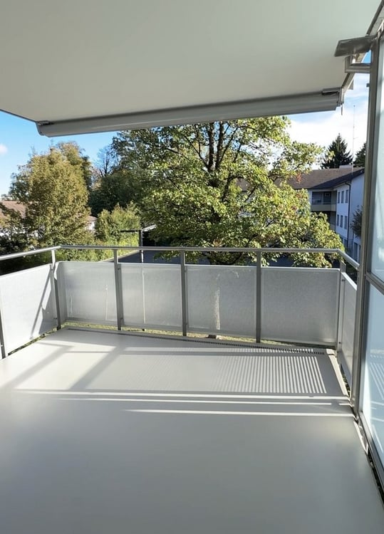 Stilvoll wohnen mit Balkon - Ihr neues Zuhause in Adliswil 2