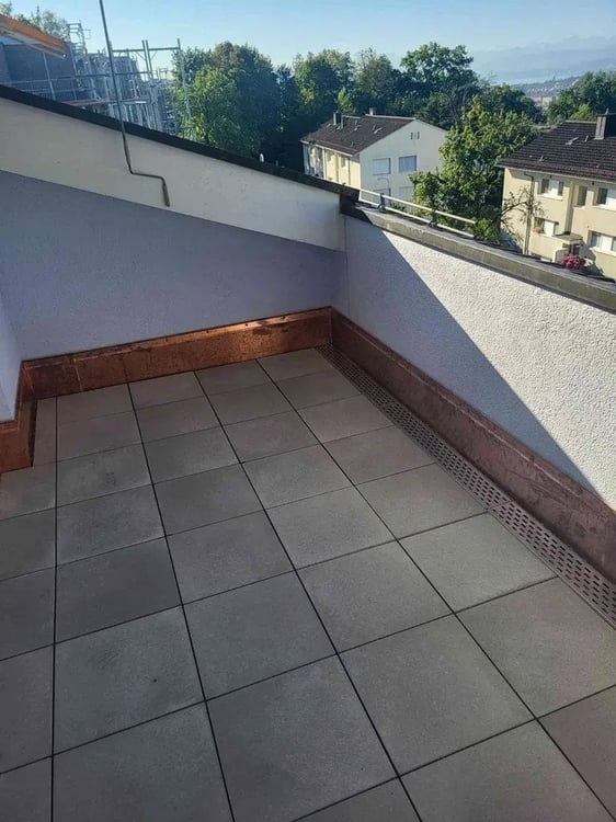 Dachwohnung mit toller Aussicht auf die Stadt Zürich zu vermieten 9
