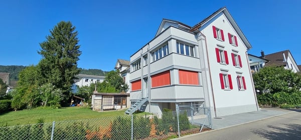 Erstvermietung; Charmante Maisonette-Wohnung mit grosszügiger Terrasse 2