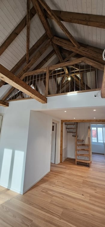 Erstvermietung; Charmante Maisonette-Wohnung mit grosszügiger Terrasse 7