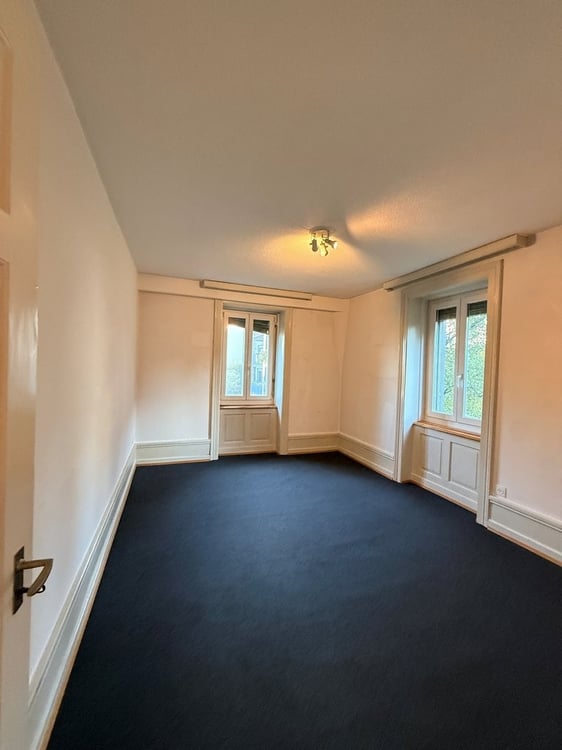 4-Zimmer-Wohnung mit Balkon am Zürichberg - befristet bis 30.06.2027 5