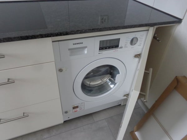 Grosszügige Wohnung mit Cheminée und Ausblick ins Grüne 4