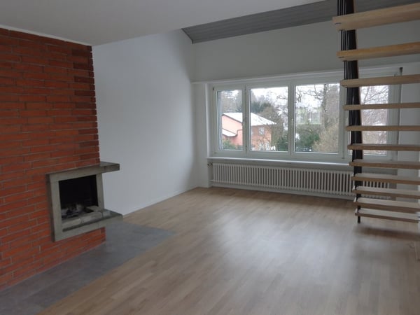 Grosszügige Wohnung mit Cheminée und Ausblick ins Grüne 8