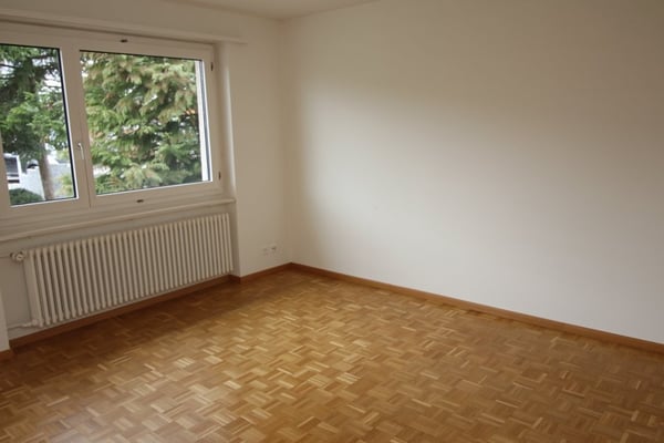 Geräumige Familienwohnung an zentraler Lage in Dielsdorf 7