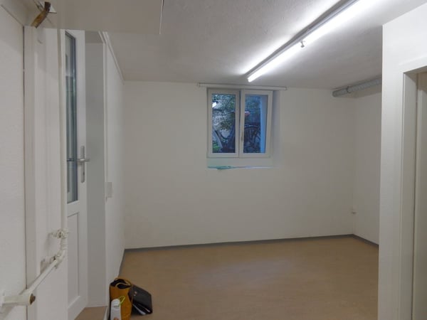 Atelier mit grossem Lager 3