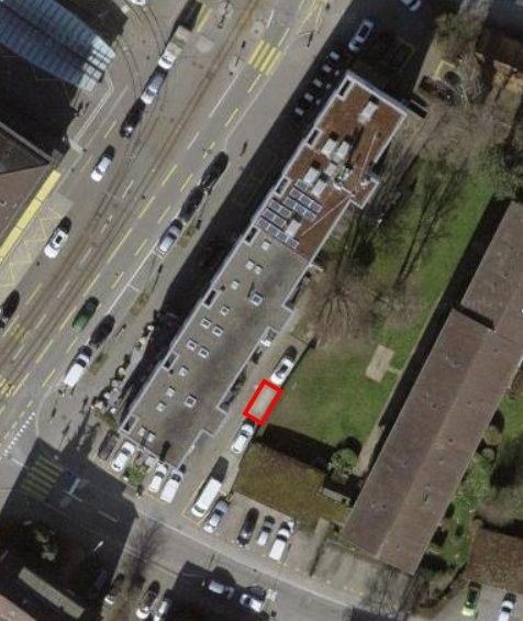 Aussenparkplatz an zentraler Lage in Zürich Seebach 2