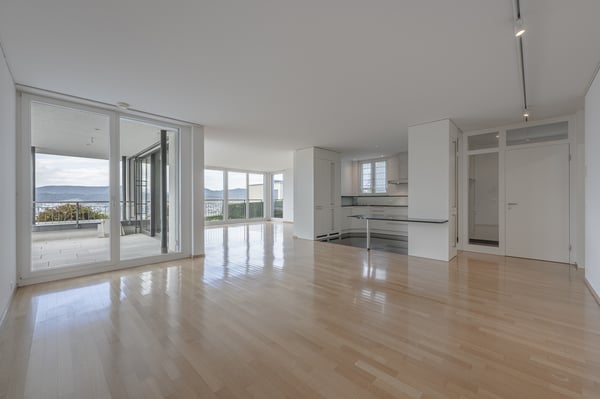 Exklusives Terrassenhaus mit traumhafter Seesicht 6
