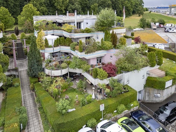 5.5-Zimmerwohnung mit Terrasse und grosszügigen Nebenräumen 1