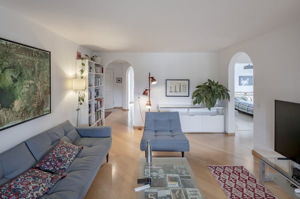 grosszügige Wohnung mit zwei Einstellplätzen 12