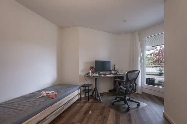 Attikawohnung mit grosser Terrasse und Nebenräumen 9