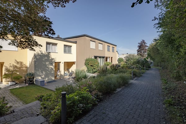 Ein Ort zum Wohlfühlen: Reihenhaus im begehrten Quartier 1