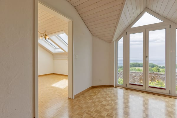 Freistehendes 3.5-Zimmer Einfamilienhaus mit Weitsicht bis zu den Alpen 9