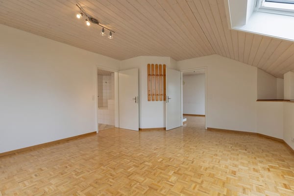 Freistehendes 3.5-Zimmer Einfamilienhaus mit Weitsicht bis zu den Alpen 11