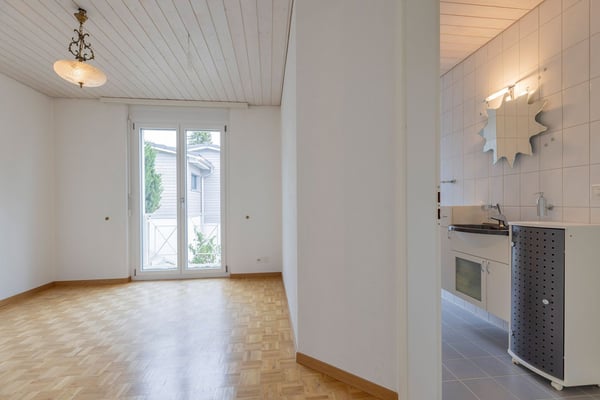 Freistehendes 3.5-Zimmer Einfamilienhaus mit Weitsicht bis zu den Alpen 12