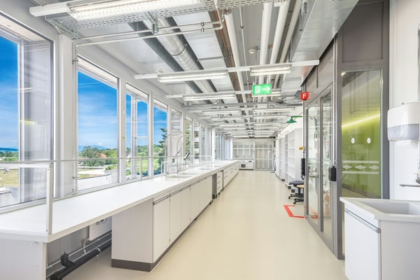 Erstklassige Labore mit BSL1 und BSL2 Standard im Horgen Labs Campus 7