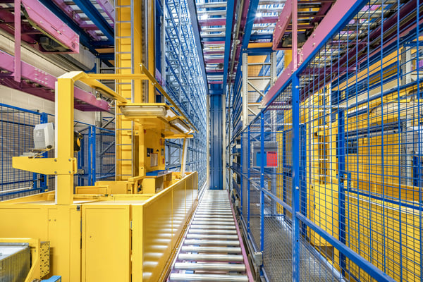 Halbautomatisches Hochregallager mit ca. 2'200 Standard-Palettenplätzen langfristig zu vermieten 1