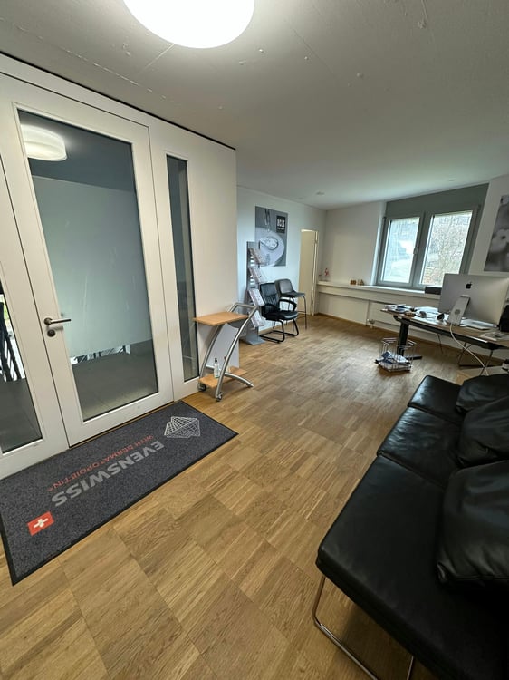 Ausgebautes Büro sucht Nachmieter 2