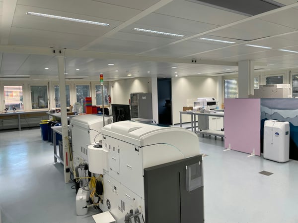 Ihre neuen Büro/Labor/Praxisfläche in nur 4 Fahrminuten mit dem ÖV vom Flughafen ZRH entfernt 8