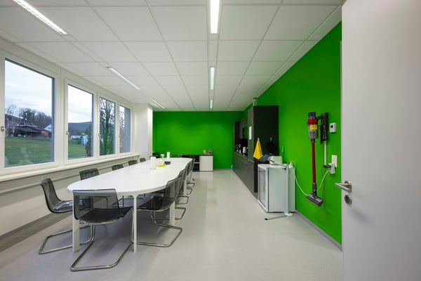 600 m2 Gewerbe-/Lagerfläche mit viel Büro, schönen Aufenthaltsflächen und guter Logistik 7