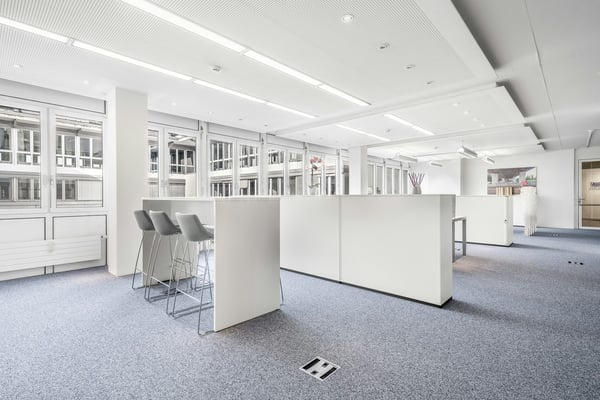 Top ausgebaute Open Space Bürofläche - lichtdurchflutet mit Sitzungsraum & Teeküche 2
