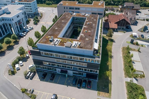 Büros, Praxis oder Showroom von 150 m2 bis 1'120 m2 mal anders: Lichtdurchflutet u. mit Pateo-Flair 1