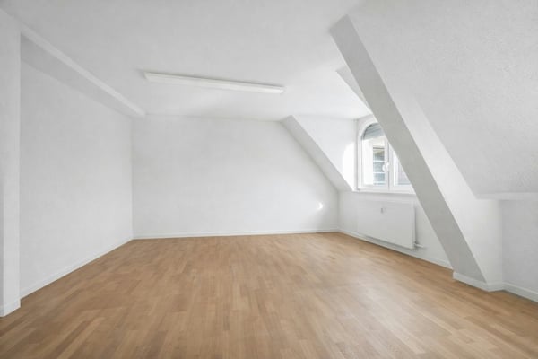 Moderne Bürofläche mit Terrasse 3
