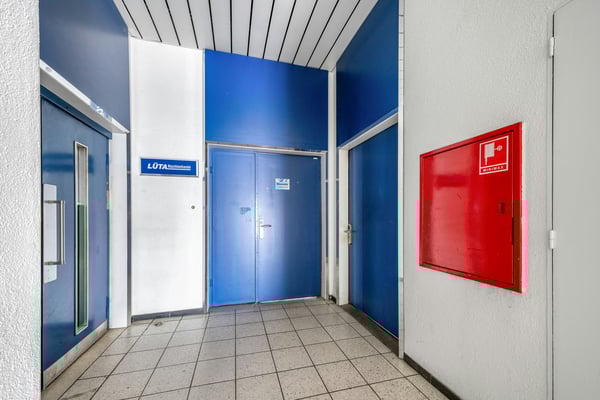 Grosszügige Gewerbefläche im EG mit direkter Anbindung an Rampe und Warenlift 3