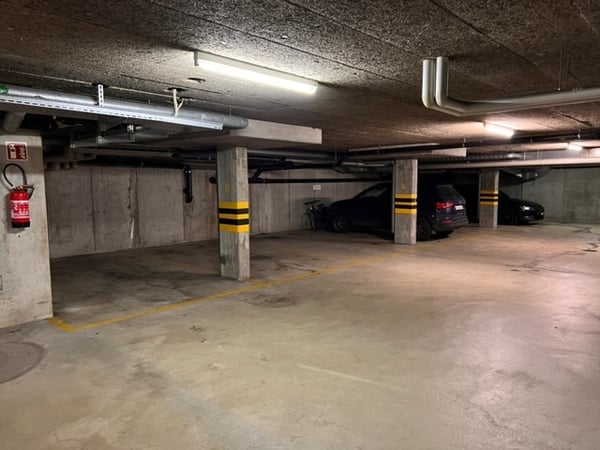 Zentraler Einstellplatz in Tiefgarage 2