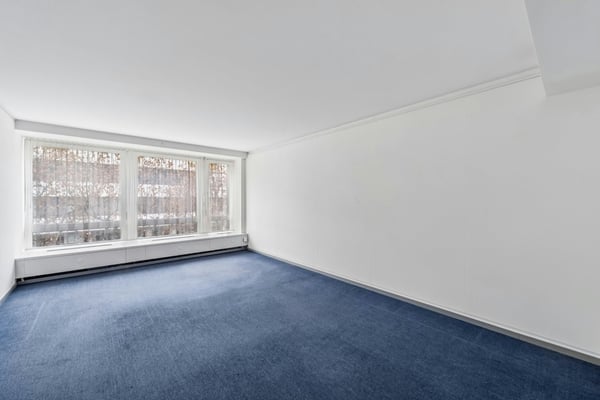 Arbeiten mit Stil: Moderne Bürofläche am Aeschenplatz 7