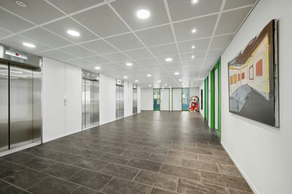 Arbeiten mit Stil: Moderne Bürofläche am Aeschenplatz 11