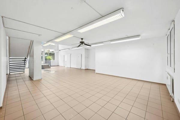 Attraktive Gewerbeeinheit mit viel Tageslicht und offenem Raumkonzept 4