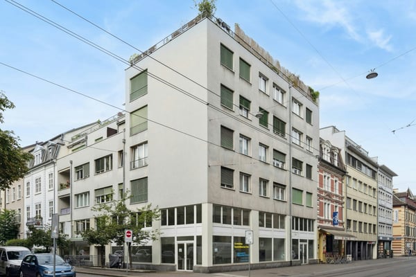 Attraktive Gewerbeeinheit mit viel Tageslicht und offenem Raumkonzept 8