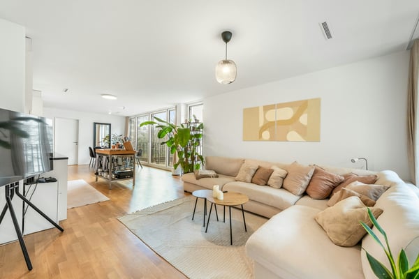 Modernes Wohnen im Greencity - Elegante Eigentumswohnung in Zürich-Manegg 4