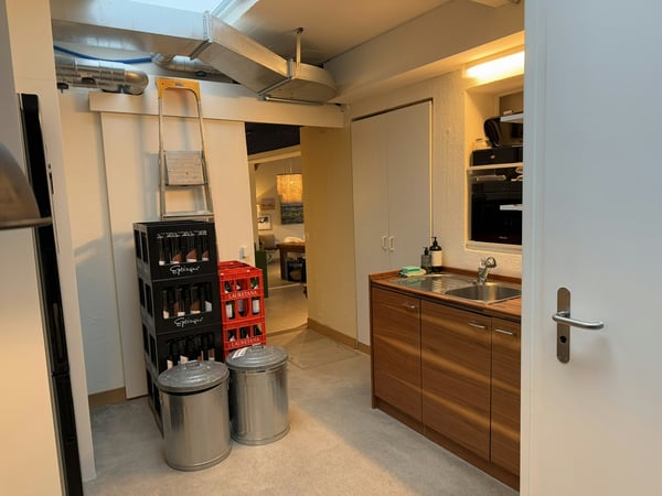 Büro in 100 jährigem Industrieanbau 11