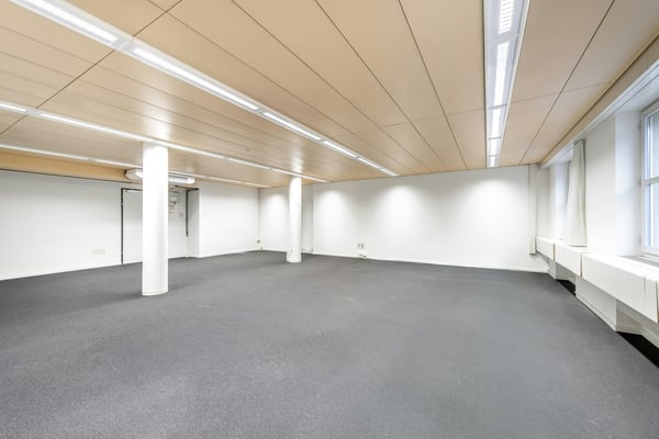 Neue Büro-/Praxisfläche mit ca. 100 m² im 1. OG - mitten im Stedtli von Laufen 6