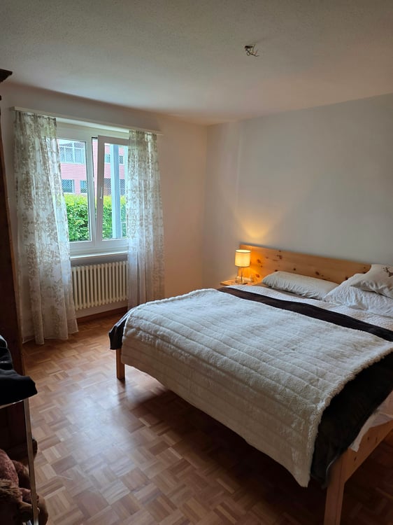Moderne 2-Zimmerwohnung mit Sitzplatz in Zwillikon 3