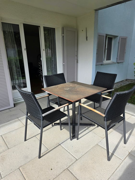 Moderne 2-Zimmerwohnung mit Sitzplatz in Zwillikon 5