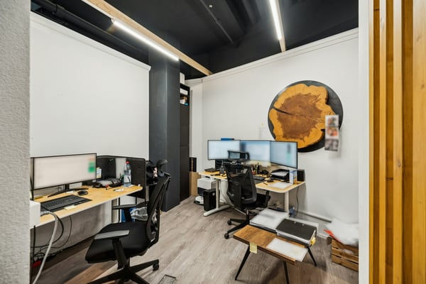 Vielseitige 170 m² Gewerbefläche im Voltacenter 6